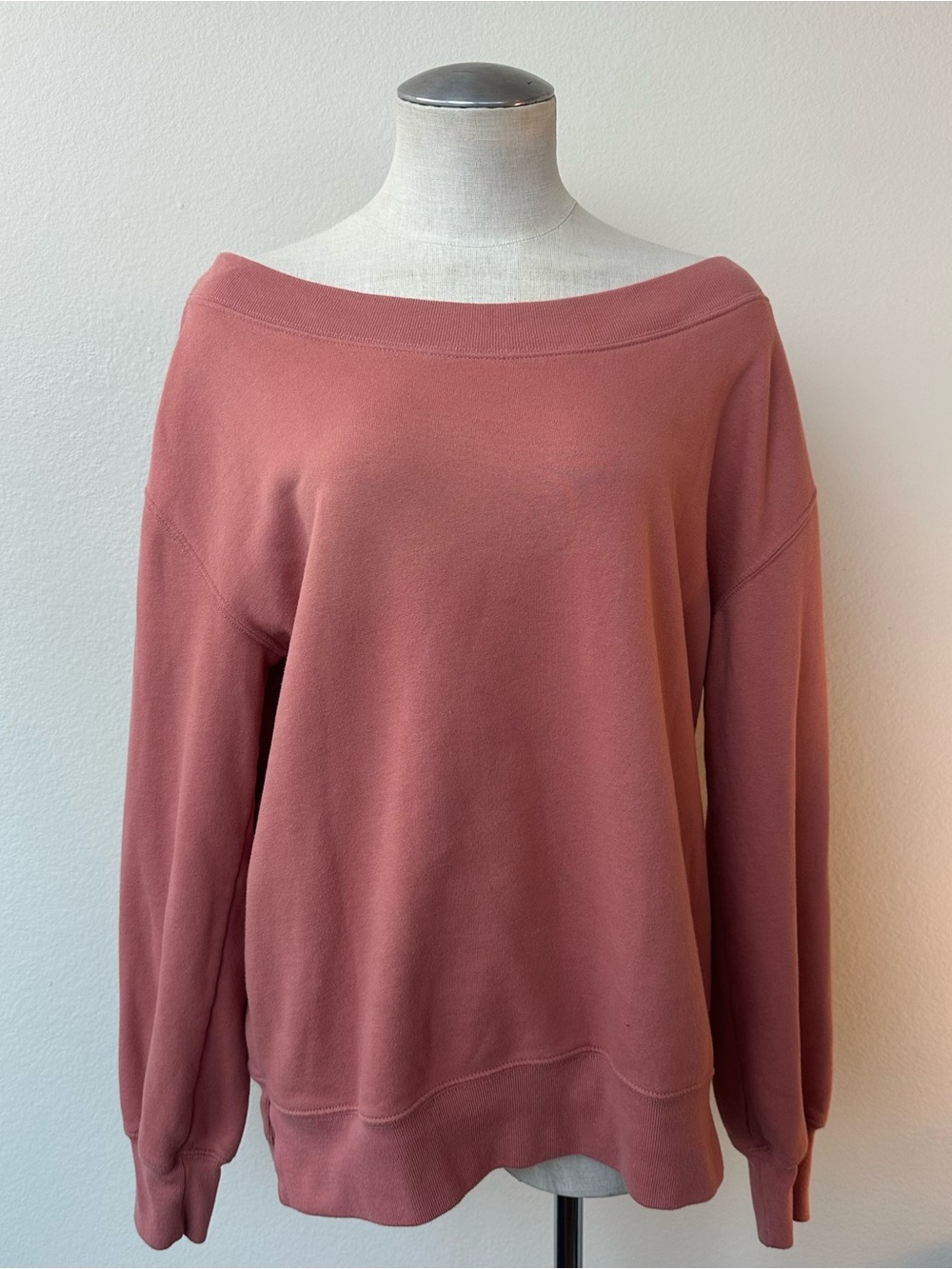 Abercrombie Slouchy Off The Shoulder Oversized Pullover Sweatshirt Women’s Small